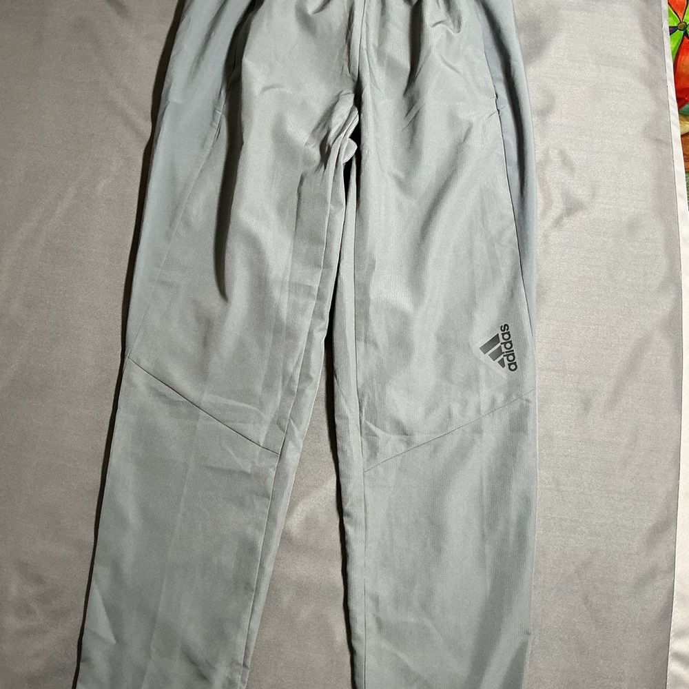 Adidas Men's Dark Gray Aeroready Joggers